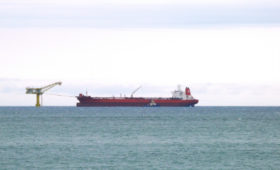 WSJ узнала о росте поставок нефти из России в «неуказанные пункты»