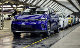 Концерн Volkswagen готовится закрыть несколько заводов и сократить до 100 000 сотрудников