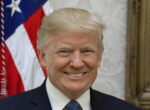 За Трампом признали право снести статую Свободы