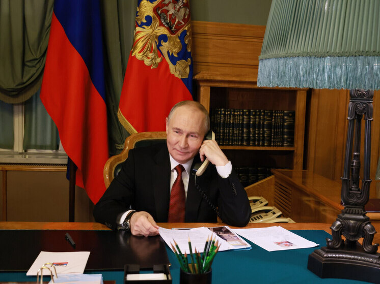 Путин первым из иностранных лидеров дозвонился в Белый Дом, чтобы поздравить Трампа с юбилеем