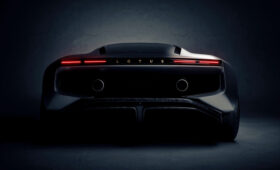 Подробности о преемнике Lotus Esprit: двигатели V6 и V8, масса 1,5 т и водитель по центру