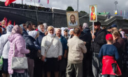 Общемосковский крестный ход: мощи Дмитрия Донского повели за собой сотни тысяч верующих