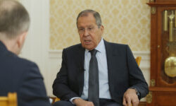 Лавров: новые санкции США против РФ не вяжутся с настроениями на переговорах